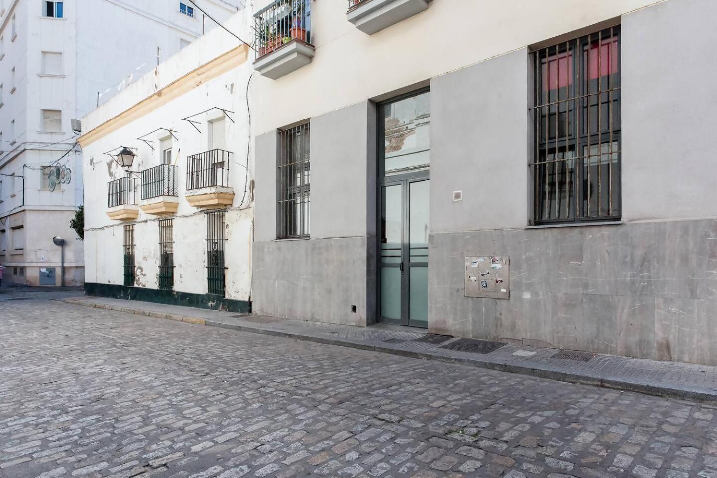 Sh El Teatro Duplex Industrial En El Falla Cadiz Exterior photo